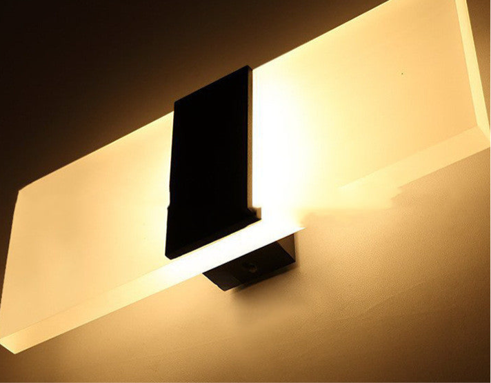 LED Sensing USB Wall Light