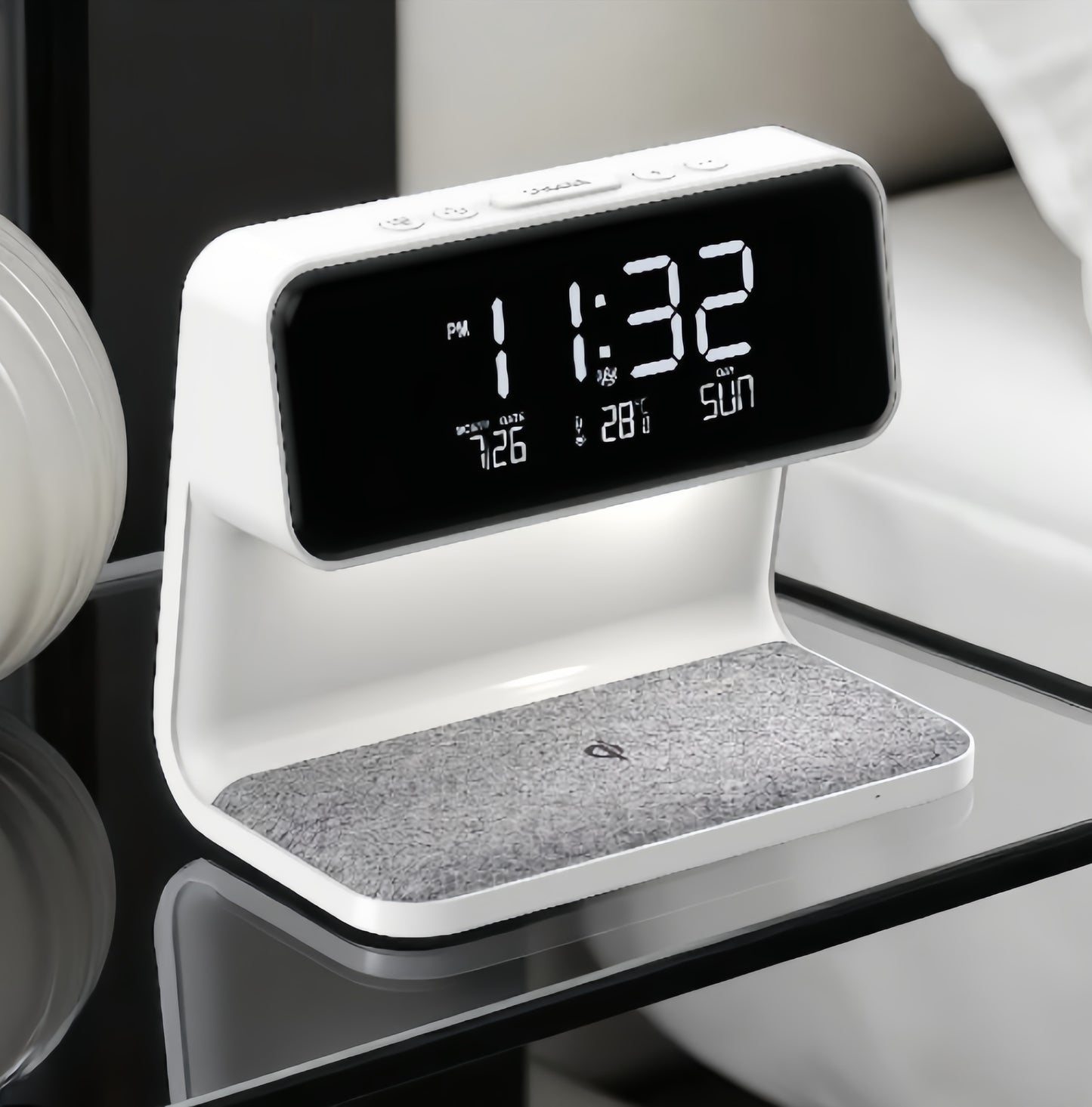 Alarm Clock With Wireless Phone Charger Lamp